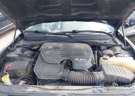 2021 Chrysler 300 Touring from USA, damaged, VIN 2C3CCAAG5MH637011